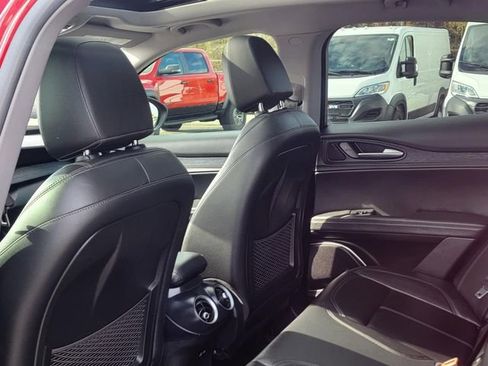 Used 2020 Alfa Romeo Stelvio Sprint w/ Nero Edizione image 12