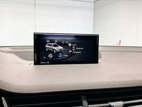 Used 2019 Audi Q7 3.0T Prestige image 38