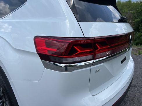New 2026 Volkswagen Atlas SE FWD image 12