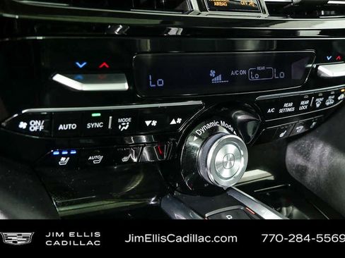 Used 2023 Acura MDX SH-AWD w/ Advance Package image 16