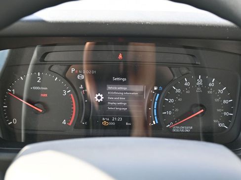 New 2025 Isuzu NPR HD image 15