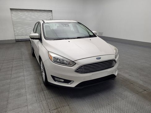 Used 2018 Ford Focus Titanium w/ Titanium Technology Package image 14