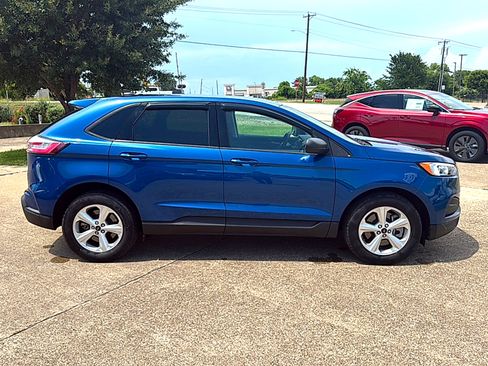 Used 2024 Ford Edge SE AWD/4WD image 4