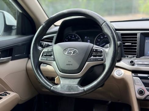 Used 2018 Hyundai Elantra Value Edition w/ Cargo Package FWD image 19