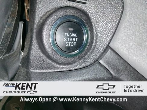 Used 2023 Subaru Outback Premium image 24