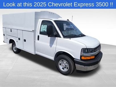 New 2025 Chevrolet Express 3500 w/ Power Convenience Package
