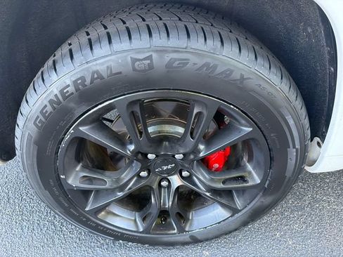 Used 2015 Jeep Grand Cherokee SRT w/ Trailer Tow Group IV AWD/4WD image 17