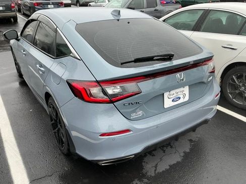Used 2022 Honda Civic Sport Touring image 7