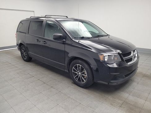 Used 2018 Dodge Grand Caravan GT FWD image 13