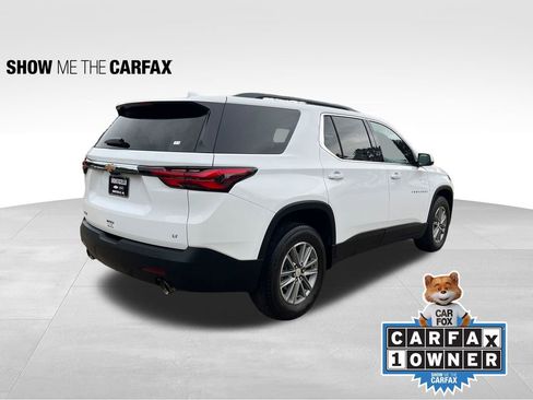 Certified 2023 Chevrolet Traverse LT FWD image 3