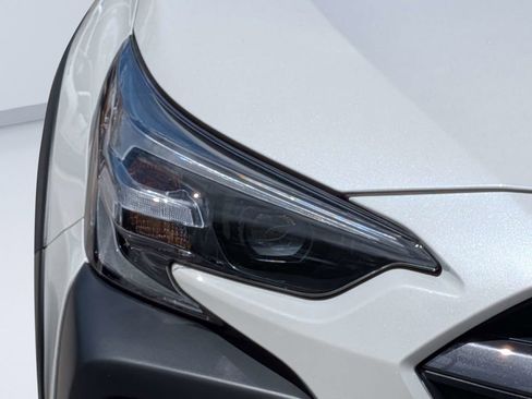 Certified 2025 Subaru Outback Premium AWD/4WD image 9