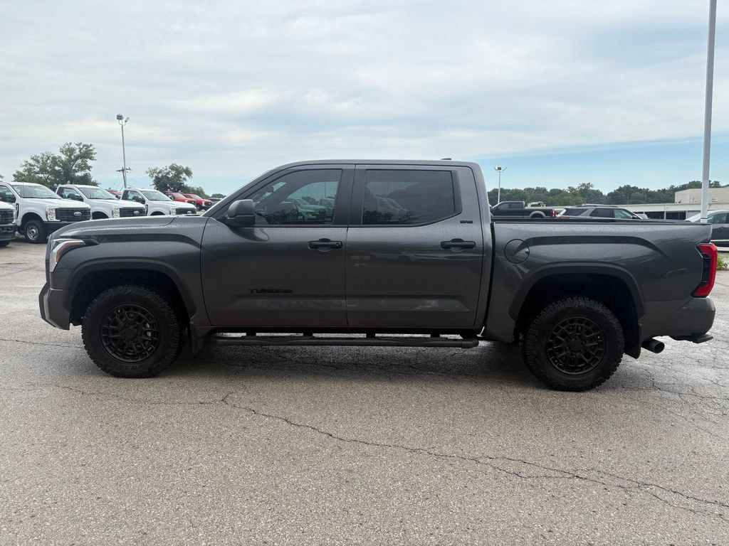 Used 2025 Toyota Tundra SR5 AWD/4WD image 2