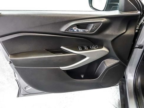 Used 2024 Chevrolet Trax LS FWD image 24