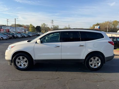 Used 2012 Chevrolet Traverse LT image 4