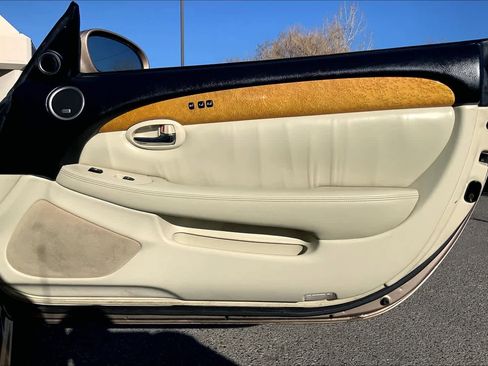 Used 2004 Lexus SC 430 Convertible image 20
