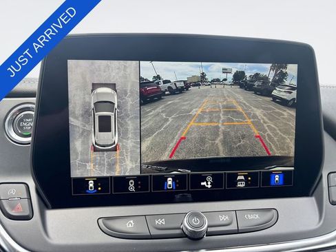 Used 2024 Chevrolet Blazer LT w/ Sound & Technology Package AWD/4WD image 17