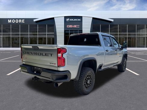 Used 2024 Chevrolet Silverado 2500 ZR2 AWD/4WD image 3