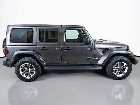 Used 2021 Jeep Wrangler Unlimited Sahara image 11