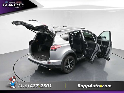 Used 2017 Toyota RAV4 SE AWD/4WD image 33