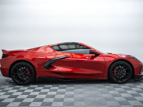 Used 2024 Chevrolet Corvette Stingray Premium Cpe w/ Z51 Performance Package RWD image 4