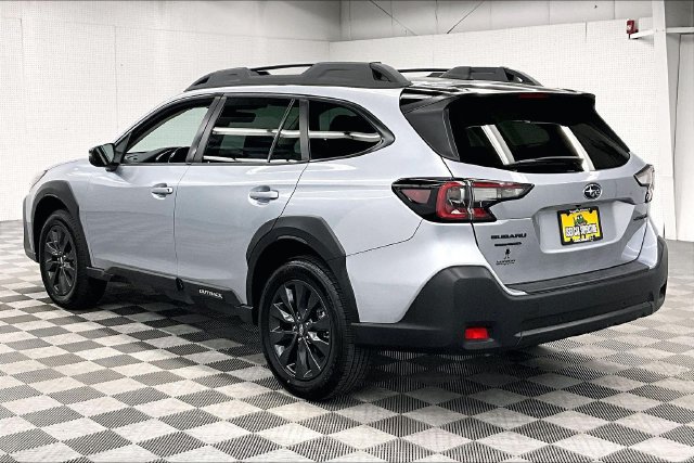 Used 2024 Subaru Outback Onyx Edition AWD/4WD image 2