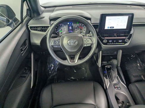 Used 2024 Toyota Corolla Cross AWD Hybrid image 38
