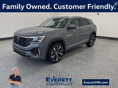 New 2026 Volkswagen Atlas Cross Sport SEL Premium R-Line