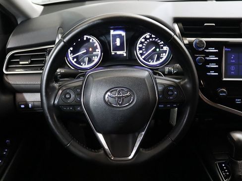Used 2019 Toyota Camry SE image 14
