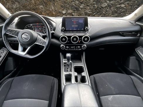 Used 2020 Nissan Sentra SV image 14