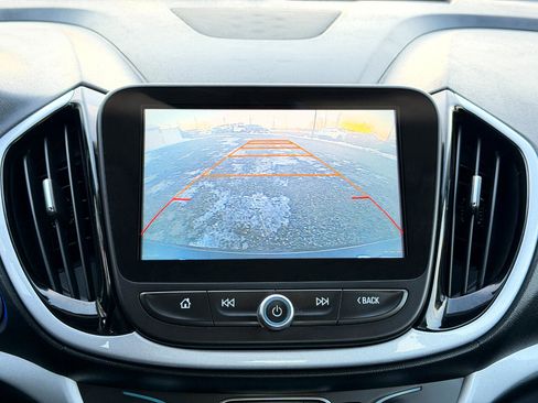 Used 2017 Chevrolet Volt LT w/ Comfort Package image 22