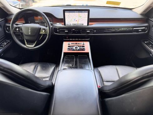 Used 2021 Lincoln Aviator Reserve w/ Elements Package Plus AWD/4WD image 12