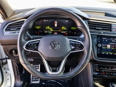 Used 2024 Volkswagen Tiguan SE R-Line AWD/4WD image 13