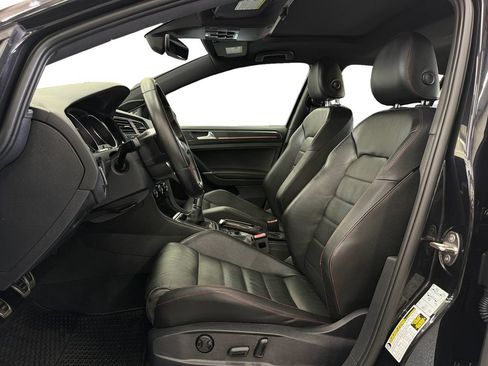 Used 2018 Volkswagen GTI 4-Door FWD image 10