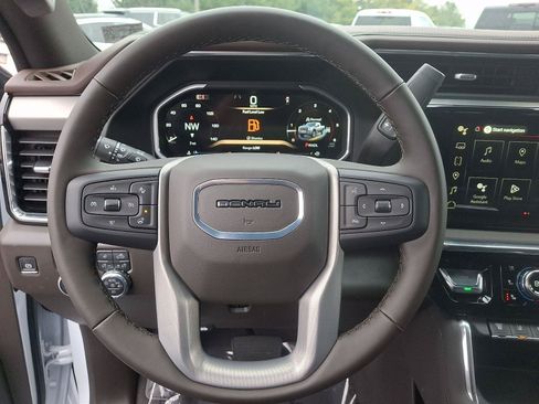 New 2026 GMC Sierra 2500 Denali w/ Denali Reserve Package AWD/4WD image 10