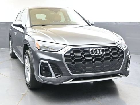 Used 2024 Audi Q5 2.0T Premium w/ Convenience Package AWD/4WD image 8