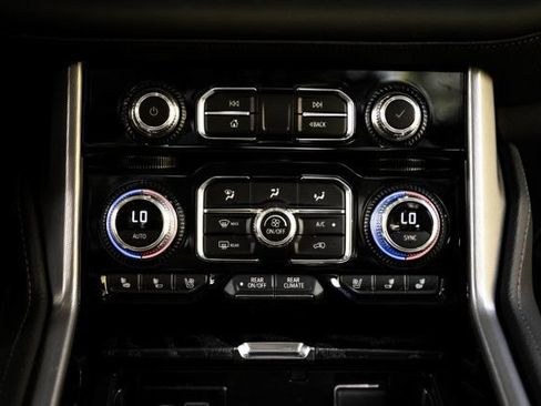Used 2024 GMC Yukon Denali w/ Max Trailering Package AWD/4WD image 29