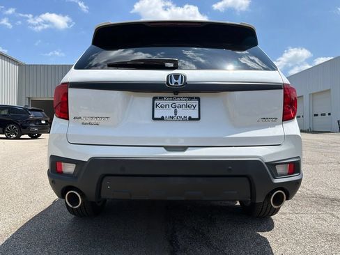 Used 2023 Honda Passport EX-L image 6