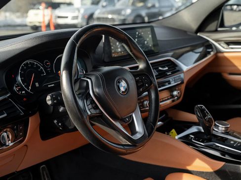 Used 2018 BMW 640i Gran Turismo xDrive image 15