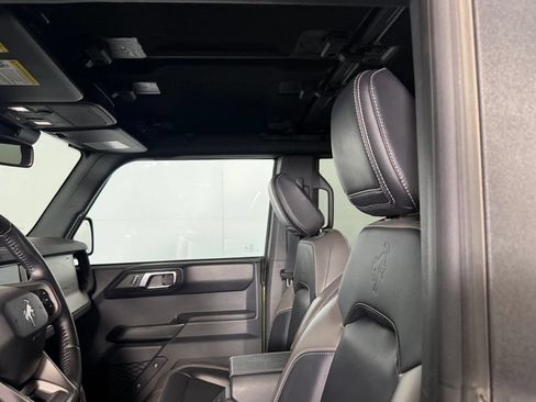 Used 2025 Ford Bronco Outer Banks AWD/4WD image 25