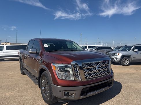 Used 2017 Nissan Titan Platinum Reserve image 1