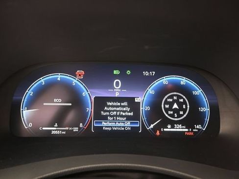 Used 2025 Toyota Highlander Limited FWD image 8