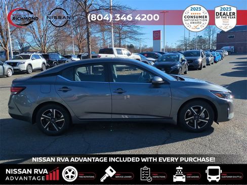 Used 2025 Nissan Sentra SV w/ Trunk Package image 3