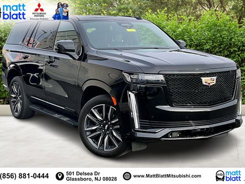 Used 2023 Cadillac Escalade Sport image 2