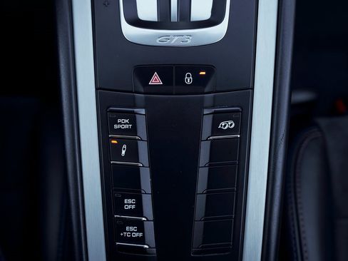 Used 2014 Porsche 911 GT3 image 47