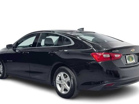Used 2023 Chevrolet Malibu LS FWD image 4
