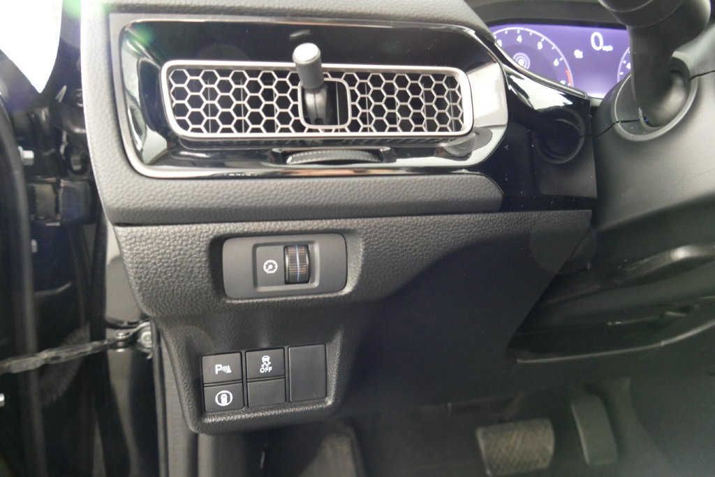 Used 2022 Honda Civic Touring image 12