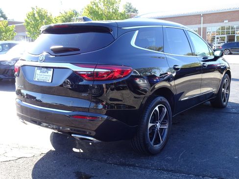 Used 2021 Buick Enclave Essence w/ Sport Touring Edition image 5