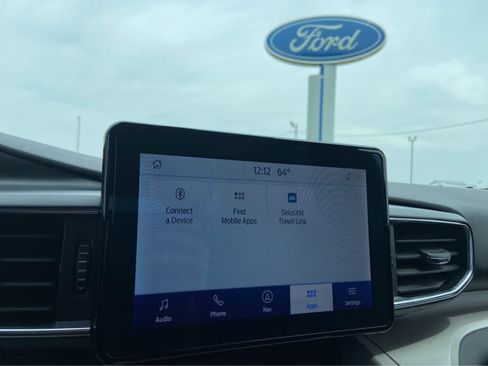 Used 2023 Ford Explorer XLT w/ Equipment Group 202A AWD/4WD image 38