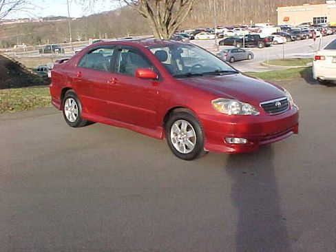 Used 2006 Toyota Corolla S FWD image 2