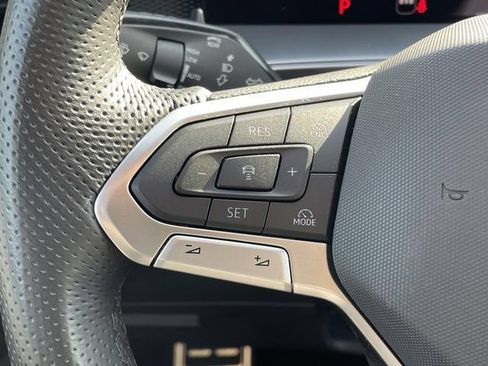 Certified 2026 Volkswagen Tiguan SE R-Line FWD image 19